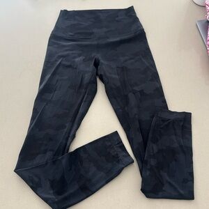 Lululemon 28 in Align Legging size 6